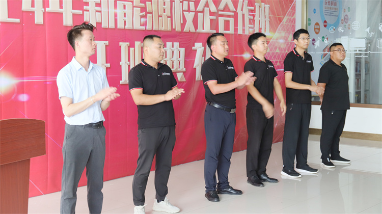 西安萬通汽車學(xué)校教學(xué)質(zhì)量年圓滿落幕，表彰大會激勵青春奮斗夢