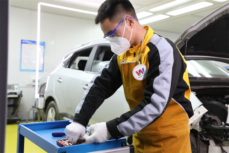 為什么勸現在的年輕人要學一門技術？年輕人學技術有哪些好處？?