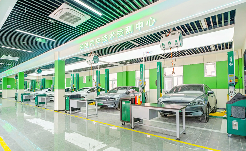 西安萬通汽車學校：熱門專業引領就業新風尚，助力學子馳騁未來