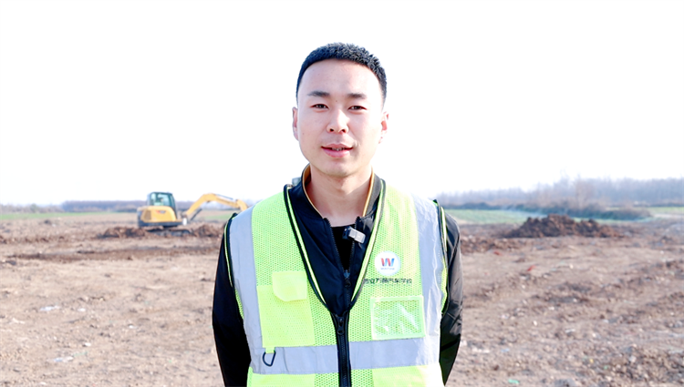 楊斌的挖掘機之夢：在西安萬通筑就技能未來