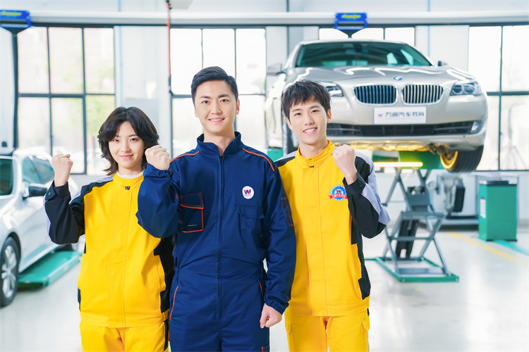 提前錄取有優勢！西安萬通校企專業火熱報名中……