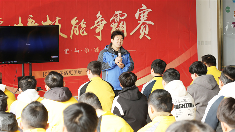 掌握前沿技術(shù)，馭見未來 ——連順自動變速箱專修技術(shù)總監(jiān)走進西安萬通，共話汽車行業(yè)新未來