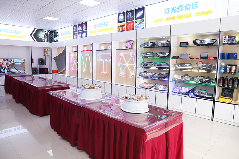 女生學汽車美容好嗎？汽車美容主要學些什么？創(chuàng)業(yè)開店前景如何？