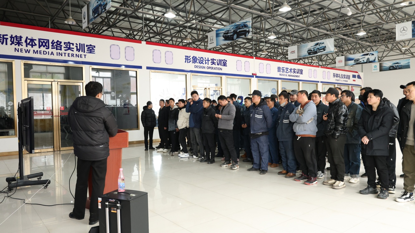 西安萬通汽車學(xué)校中建安裝焊接專場(chǎng)招聘會(huì)圓滿落幕，校企合作再譜新篇