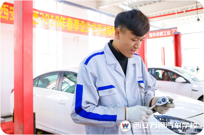 �����͡��ИI������֮������ΛQȻ�x������