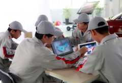 辦學(xué)實力誰最強(qiáng) 實訓(xùn)室里見真章