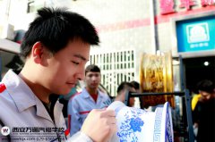 領(lǐng)航改裝技術(shù)  來萬通玩“嗨”汽車