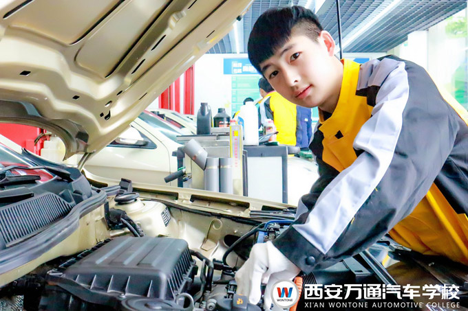 �����fͨ��܇�W(xu��)У�����_��