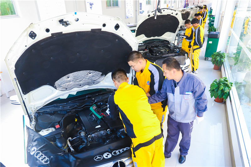 整車檢測(cè)維修實(shí)訓(xùn)課堂1
