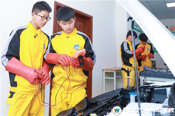 新能源汽車全面發展，全新產業發展規劃已印發