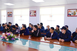  У����������(j��)   �f(w��n)ͨ�W(xu��)��ֱ����(ch��ng)   �������������b������У�_(k��i)չ��(zhu��n)��(ch��ng)��Ƹ���v