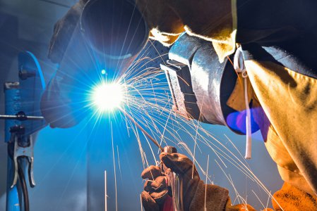 西安學電焊到哪里學，正規電焊工培訓考證學校