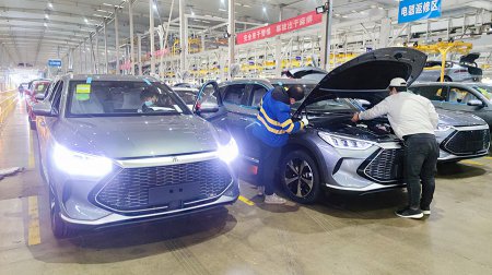 西安比亞迪招聘什么樣的員工，汽修學(xué)校畢業(yè)生可以去工作嗎？