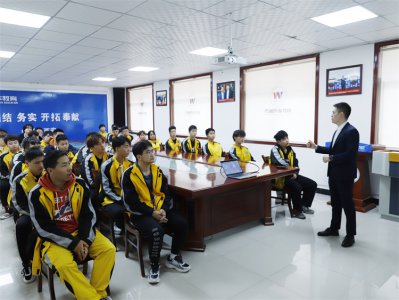 У������������°lչ���W�Ӄ��Ⱦ͘I�Aδ�� ����܇֮������У�_չ������Ƹ